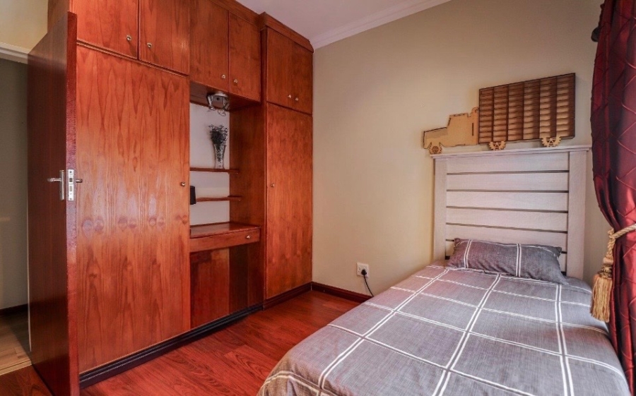 4 Bedroom Property for Sale in Wilkoppies North West